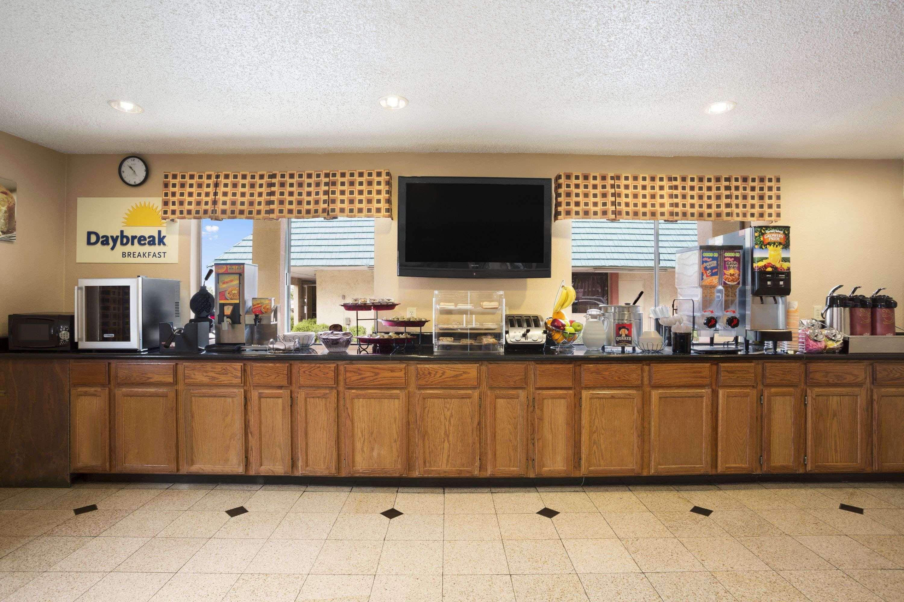 Days Inn By Wyndham Dallas Irving Zewnętrze zdjęcie