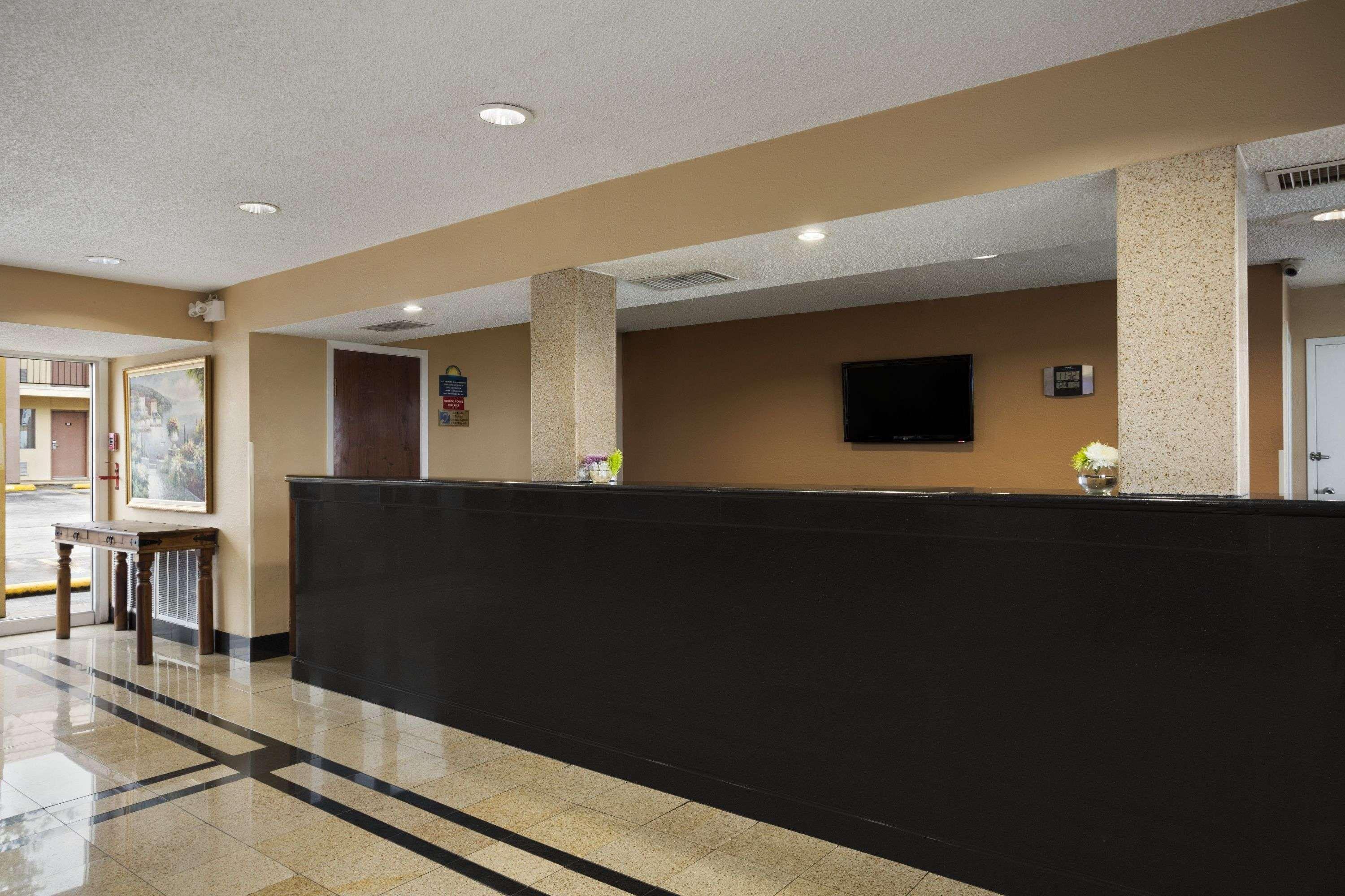 Days Inn By Wyndham Dallas Irving Zewnętrze zdjęcie