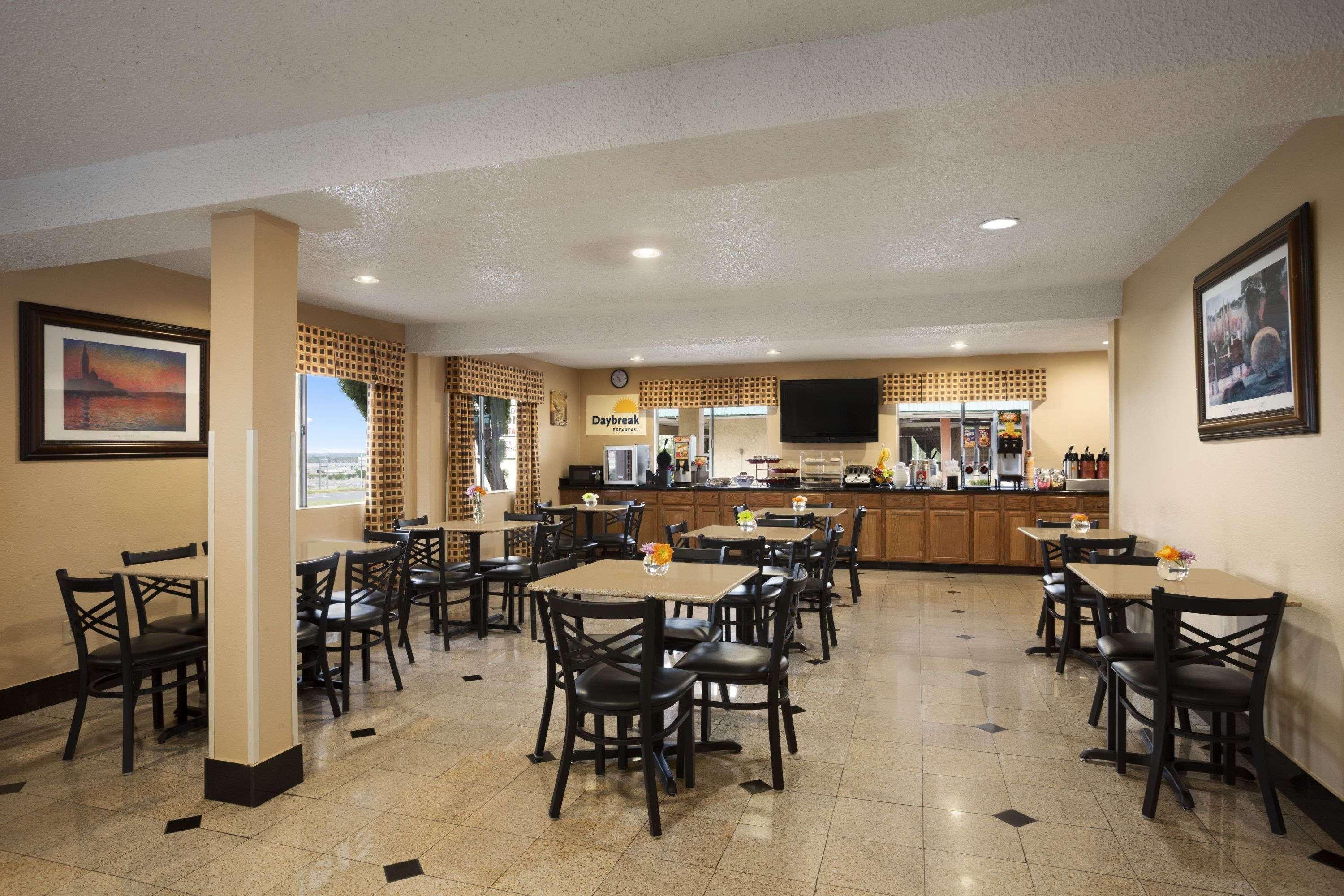 Days Inn By Wyndham Dallas Irving Zewnętrze zdjęcie